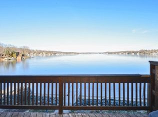 1 Lakeshore Dr, Mount Arlington, NJ 07856