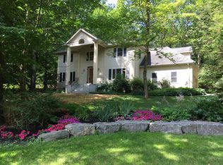8 Perry Ln, Ithaca, NY 14850