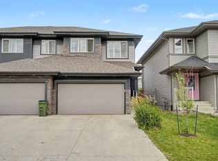 1926 Kroetsch Cres SW, Edmonton, AB T6W 4J2