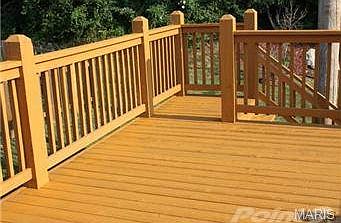 14' x 14' deck.