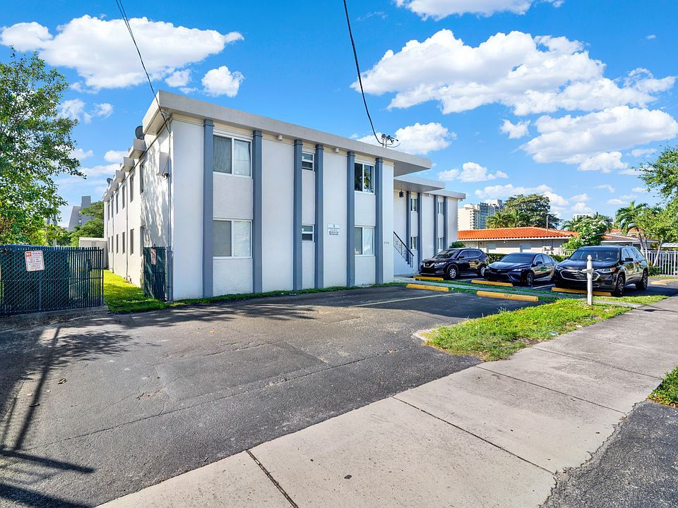 1st image of 2726 SW 21st St