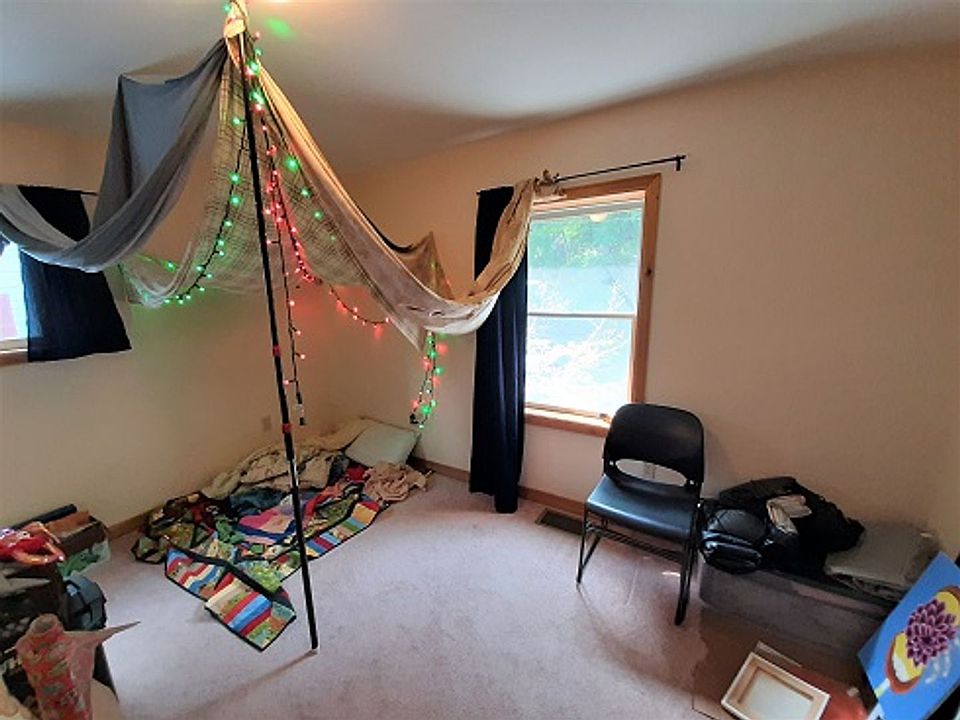 1st image of 18 Prospect St APT 3