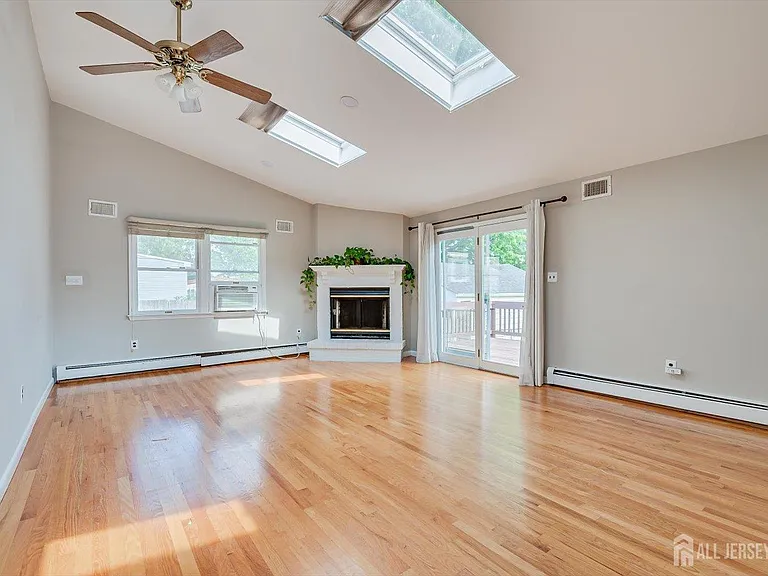 111 Sonora Ave — Photo 14