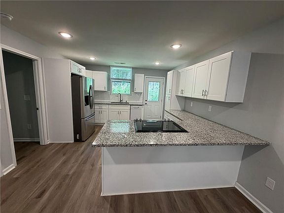 3rd image of 571 Eva Kennedy Rd #3