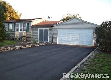 1st image of 125 Van Horn Blvd