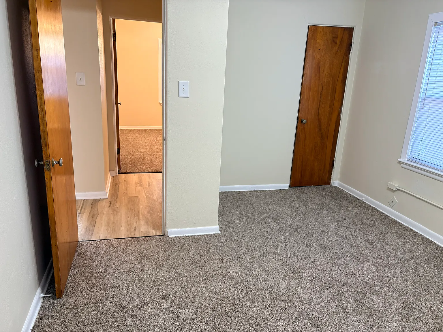 2 bed, 850 sqft, $1,199 — Photo 4