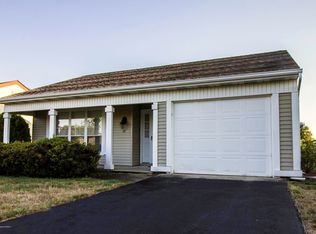 91 Redhill Rd, Manchester, NJ 08759