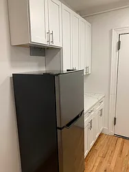 Rented by Salon Realty Corp