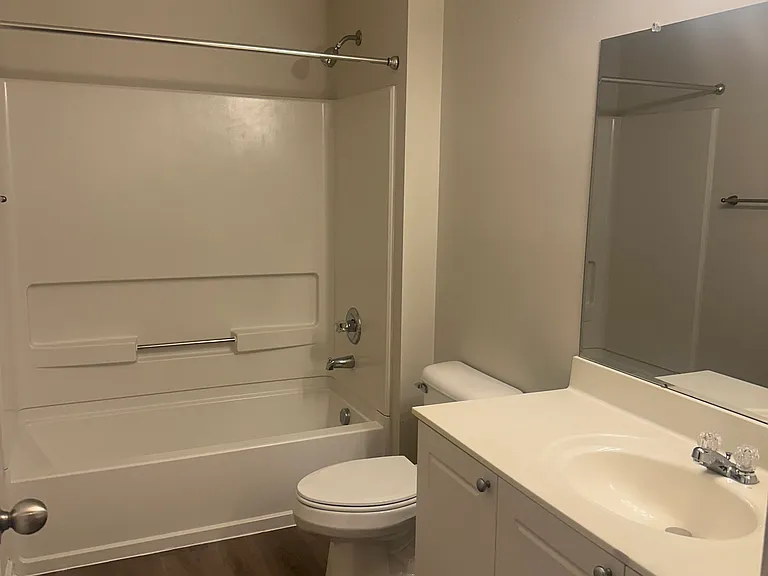 758 Hidden Springs Dr — Photo 7
