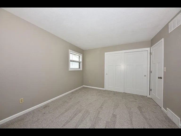 6930 W Mill Rd — Photo 9