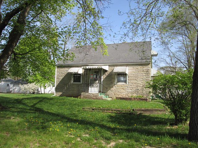 1st image of 422 Liberty Blvd