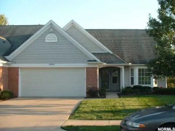 29349 Dewberry Ln #39, Westlake, OH 44145