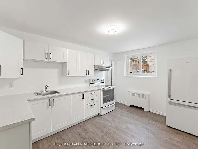 6876 Notre Dame St #B — Photo 13