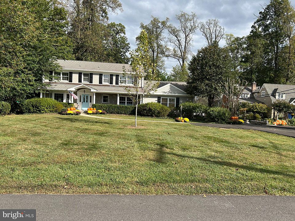 1st image of 15117 Rosecroft Rd