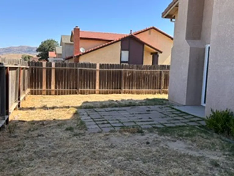 458 Sherwood Pl — Photo 24
