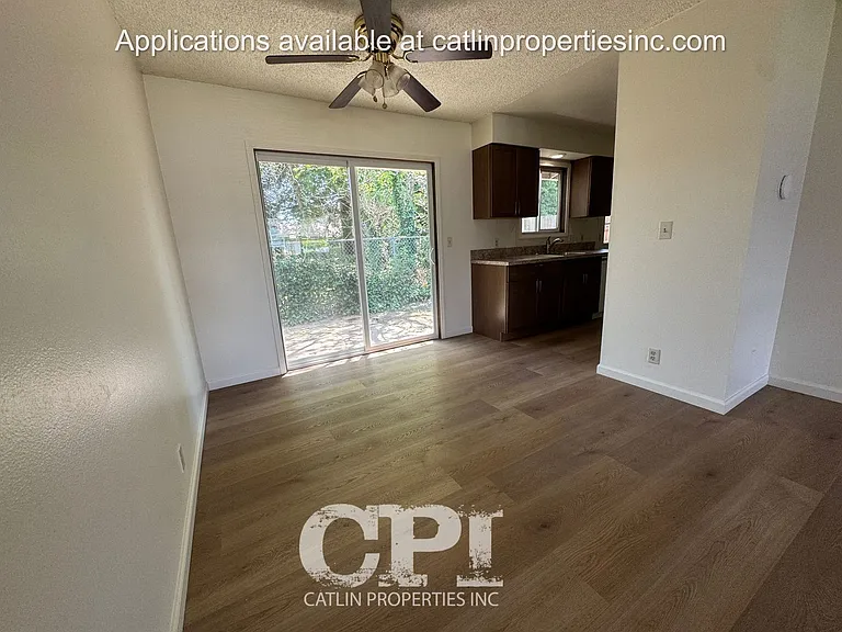 1152 Glenwood St — Photo 5