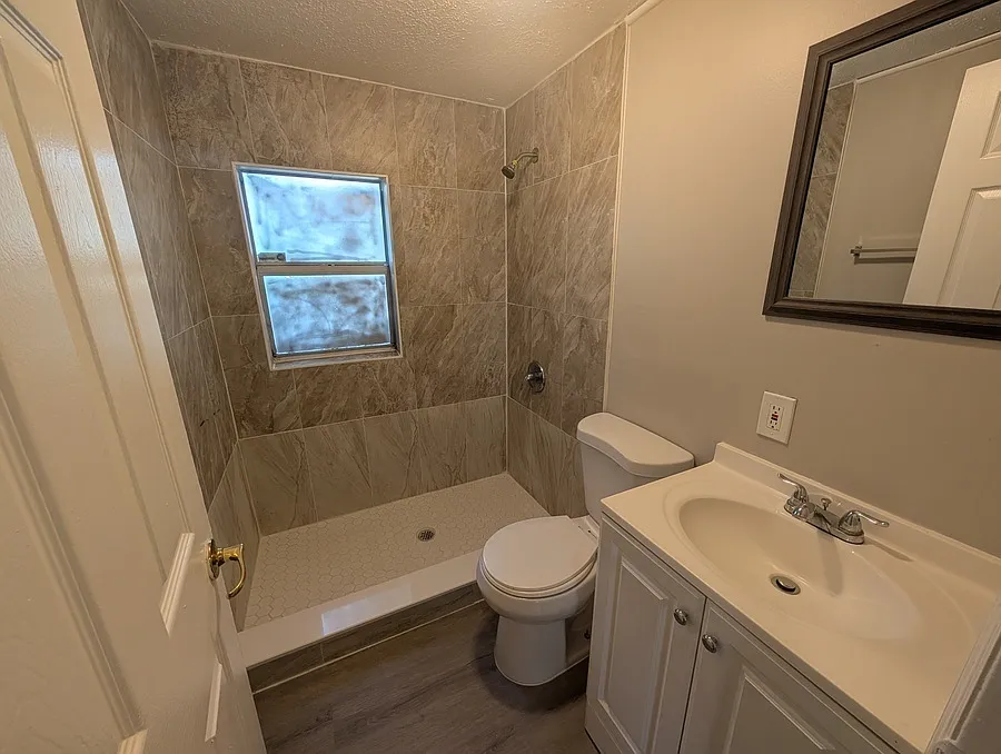 Renovated 3BR Tampa Home - Brand New Carpet — Photo 4