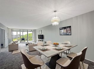 535 Oaks Dr APT 504, Pompano Beach, FL 33069