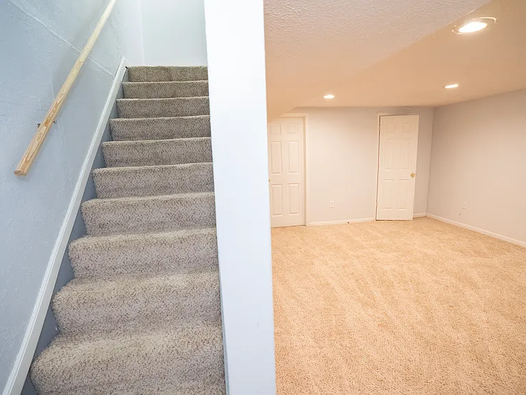 6589 Bunker Oak Trl — Photo 22