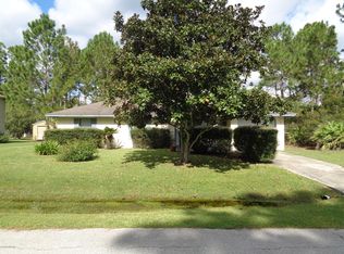 15 Riverside Ln, Palm Coast, FL 32164