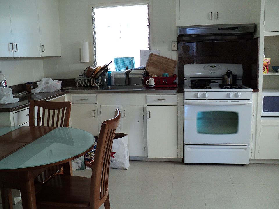 2nd image of 855 Waiaka Rd