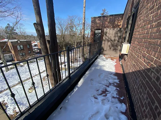 Sold by Keller Williams Realty Landmark | media 23