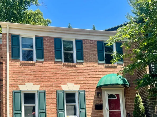 4 Honey Brook Cir, Gaithersburg, MD 20878