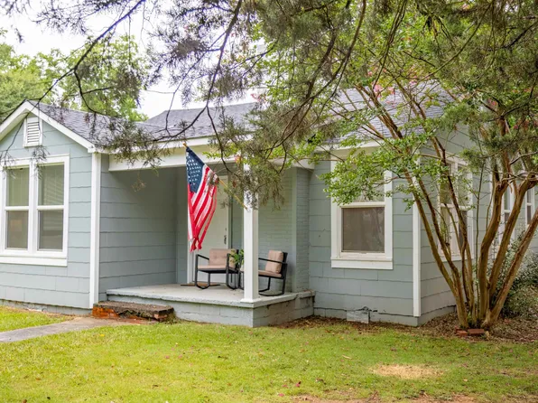 210 2nd St NE, Jacksonville, AL 36265