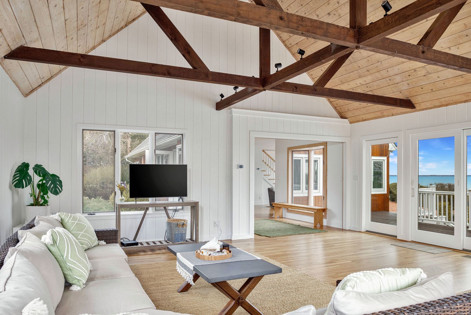  dining & living in an open floor plan