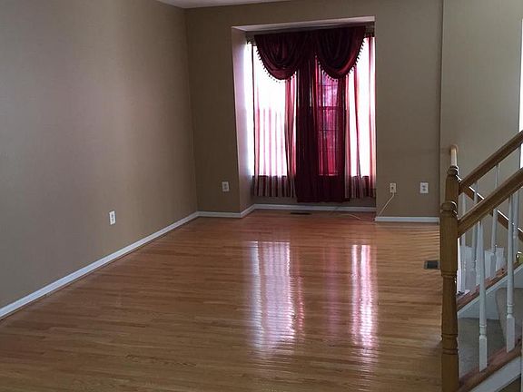 3rd image of 2503 Clover Field Cir