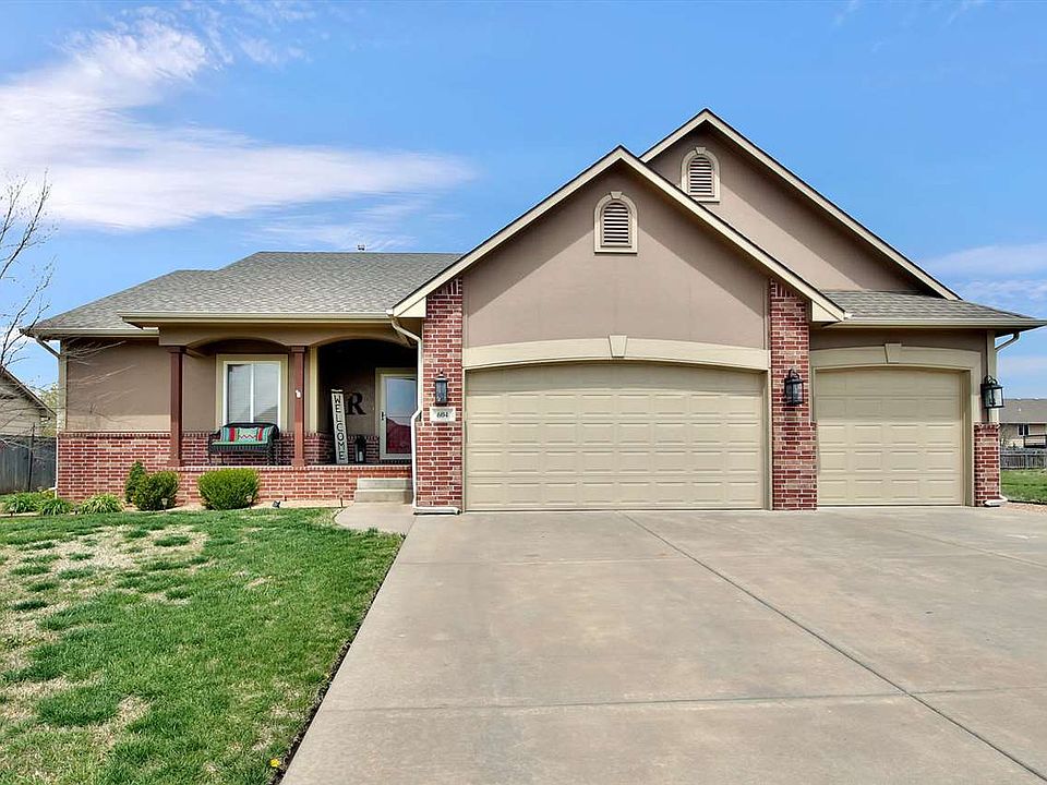 1st image of 604 E Stone Lake Dr