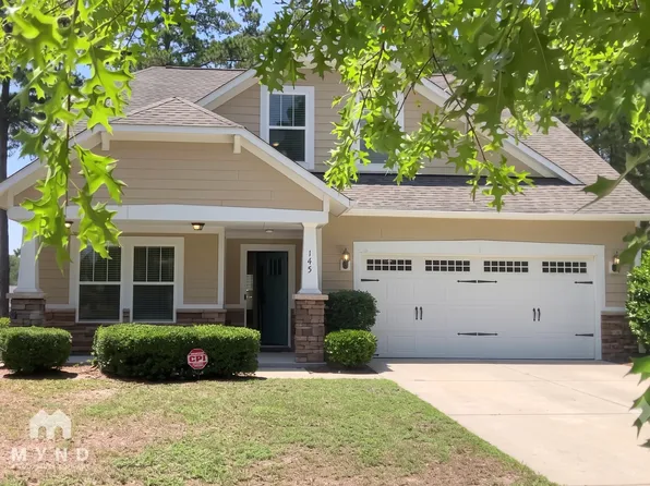 105 Leesville Loop, Aberdeen, NC 28315