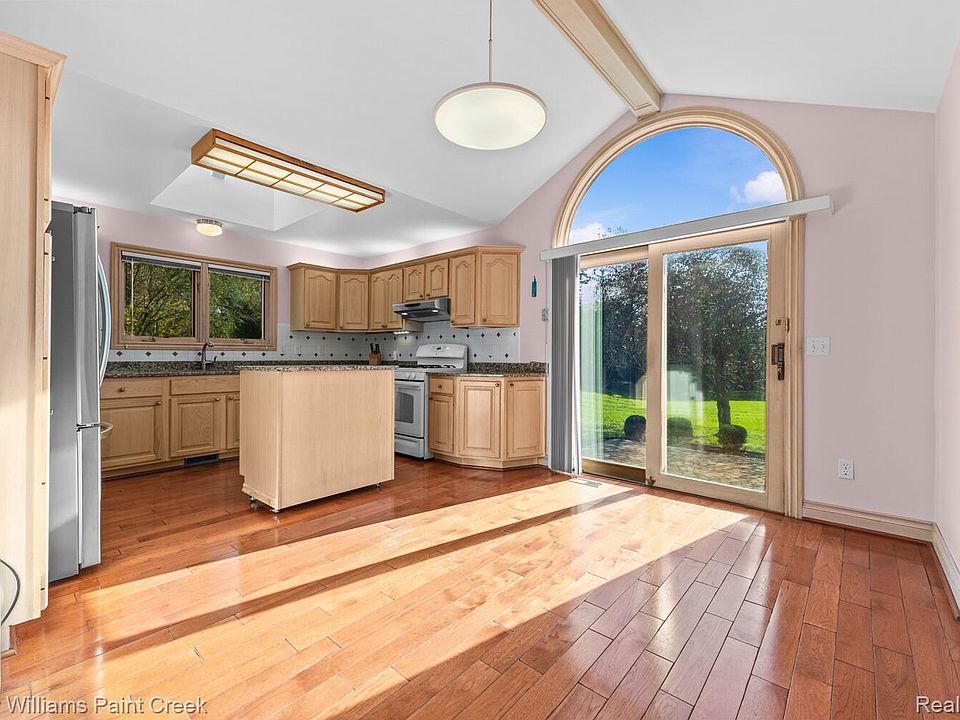 24037 Armada Center Rd, photo 17