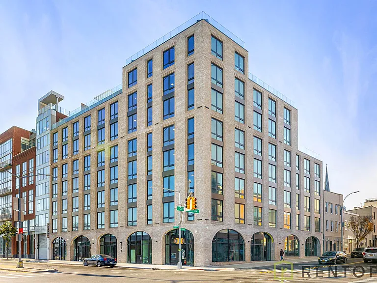 210 Greenpoint Ave #6C — Photo 11
