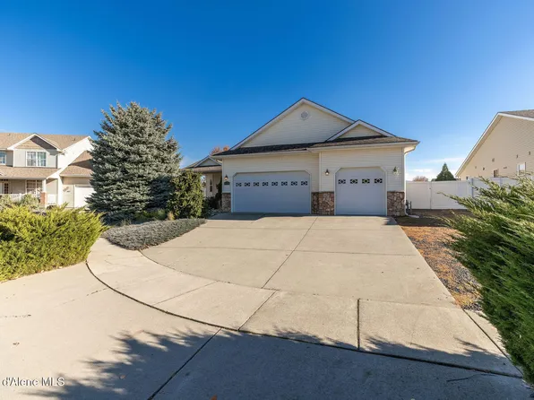 4025 W Lennox Loop, Coeur D Alene, ID 83815