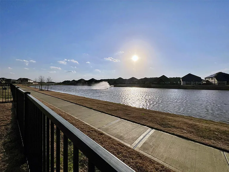 6507 Timarron Lakes Dr — Photo 26