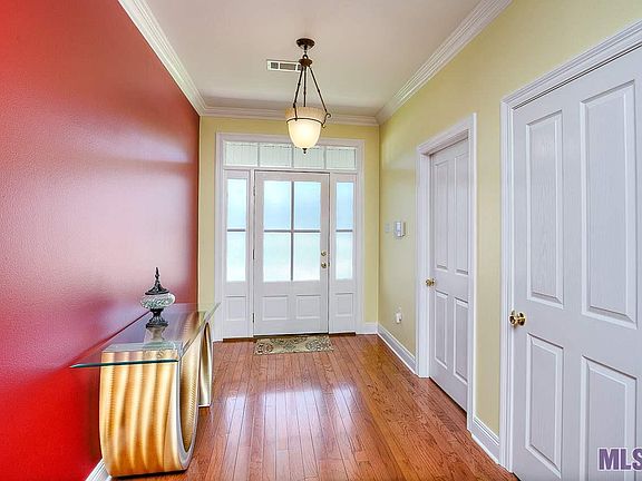 5th image of 16319 Stafford Oak Dr