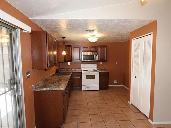 3rd image of 2511 W Vereda Pasadera