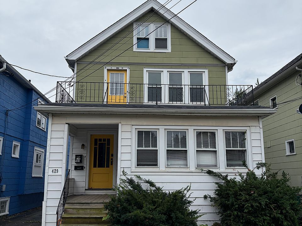 1st image of 429 Lisbon Ave #1