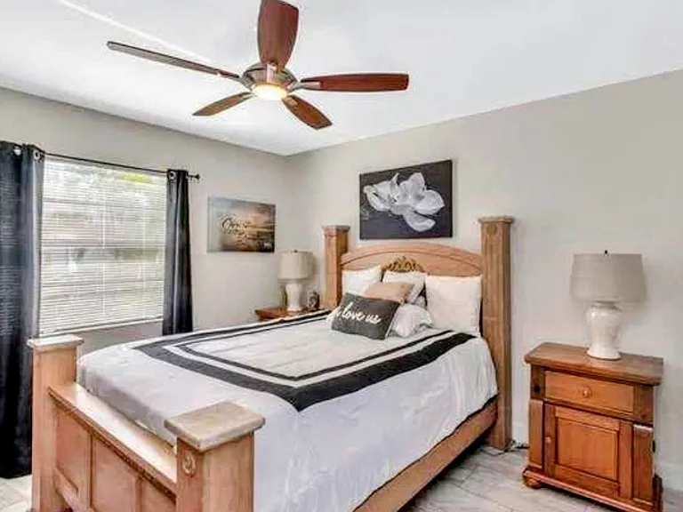 1733 Evans Dr — Photo 10
