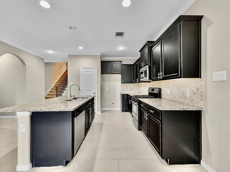3515 Big Hickory Ct — Photo 15