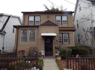 21 Fleetwood Pl, Newark, NJ 07106