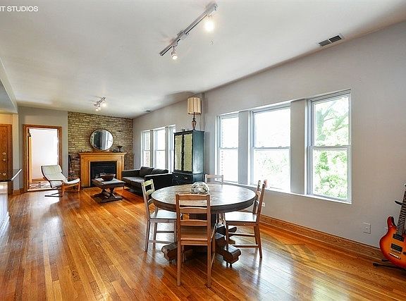 4th image of 3250 W Cullom Ave #3N