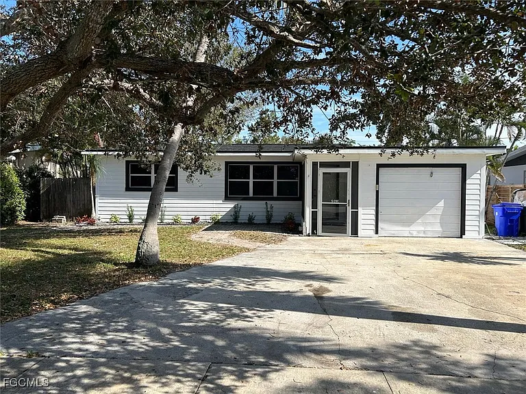 3835 Arlington St — Photo 32