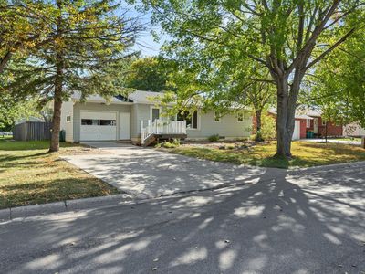 922 4th St S, Wahpeton, ND, 58075