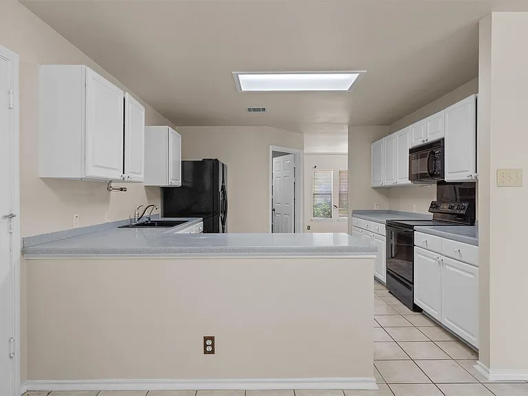 201 Covala Dr — Photo 13