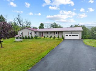 3289 Sevier Rd, Marcellus, NY 13108