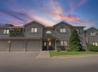 1560 Wheelock Ln APT 203, Saint Paul, MN 55117