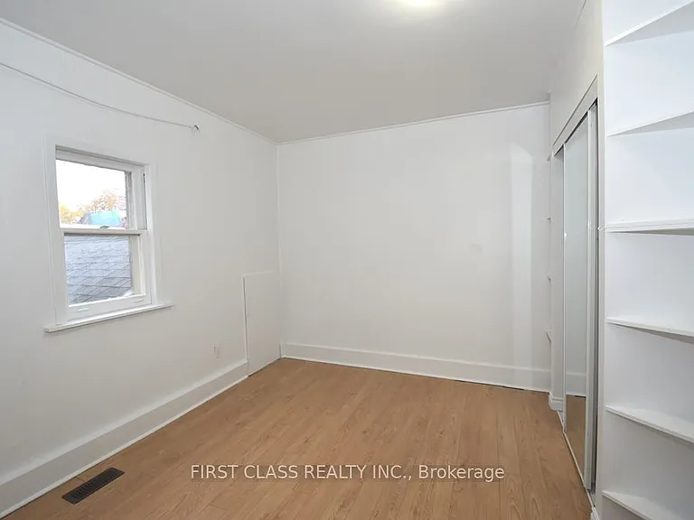 192 Major St — Photo 12