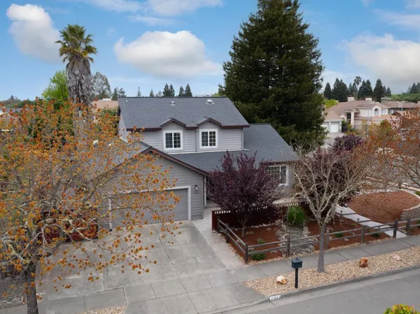 1103 Glen Valley Lane, Santa Rosa, CA 95401